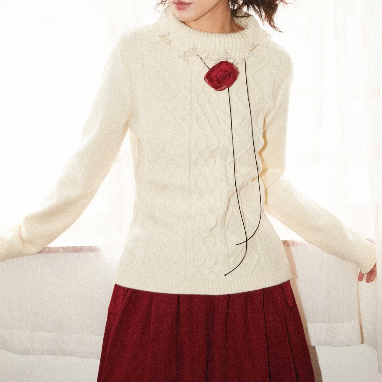 レディース ニット セーター 長袖 ハーフタートルネック タイト スリム 細身 アラン模様 ケーブル編み メロウ加工 かわいい 大人可愛い きれいめ シンプル カジュアル 上品 おしゃれ レトロ