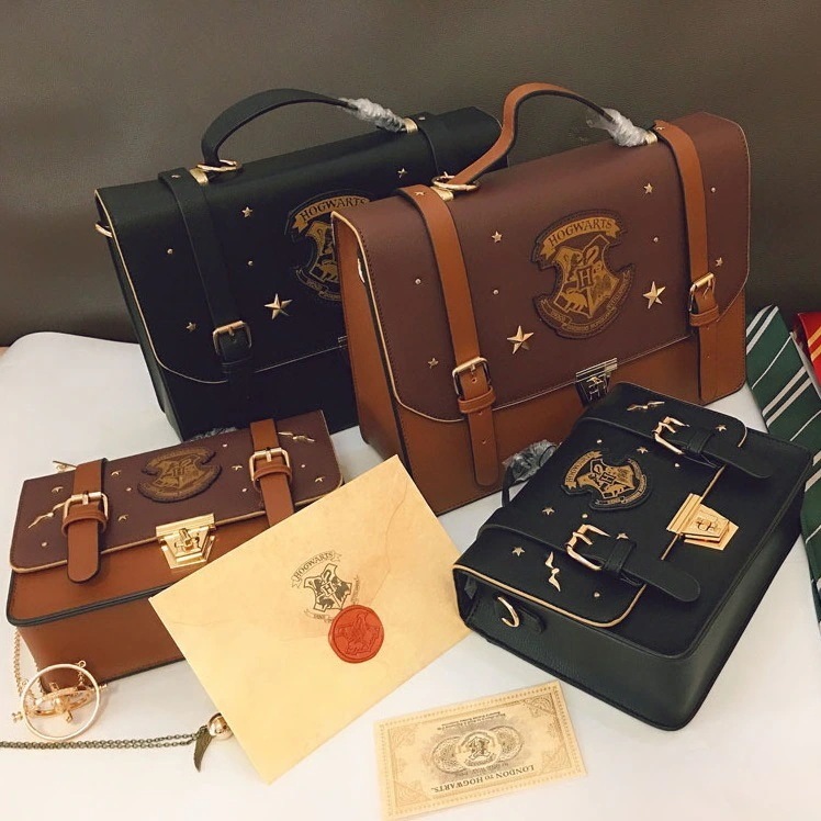 ハリーポッター かばん バッグ テーマギフト ホグワーツ魔法魔術学校 Jk 英製 クロスボディバッグ ショルダーバッグ