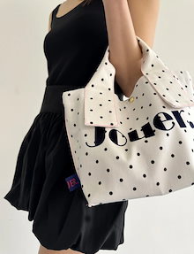 ☆韓国の人気☆【JOUER】☆スモールトートバッ.グ☆関税込☆ マルニ MARNI SHMP0018L3 P6533 トートバッグ MUSEO SOFT SMALL