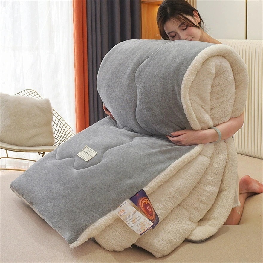 冬用寝具 もふもふ 掛け布団 厚手 裏起毛 マイクロファイバー 発熱毛布 抗菌防臭 長方形 ダブル 増量タイプ ボリューム感がたっぷり こたつ布団 シングル フランネル 無地 ボア あったか布団掛け布