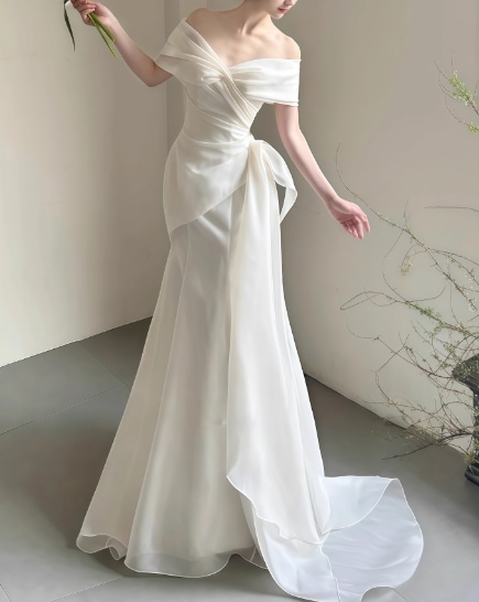 ウェディングドレス オフショルダー マーメイドライン リボン ふわふわドレス 結婚式
