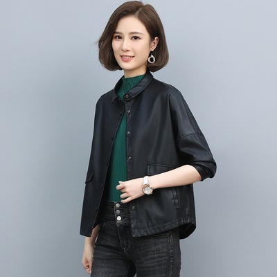 アウター ジャケット レザージャケット 長袖 前開き ボタン ポケット フェイクレザー かわいい 大人可愛い きれいめ シンプル 上品 おしゃれ かっこいい レトロ ラフ ルーズ こなれ感 個性的