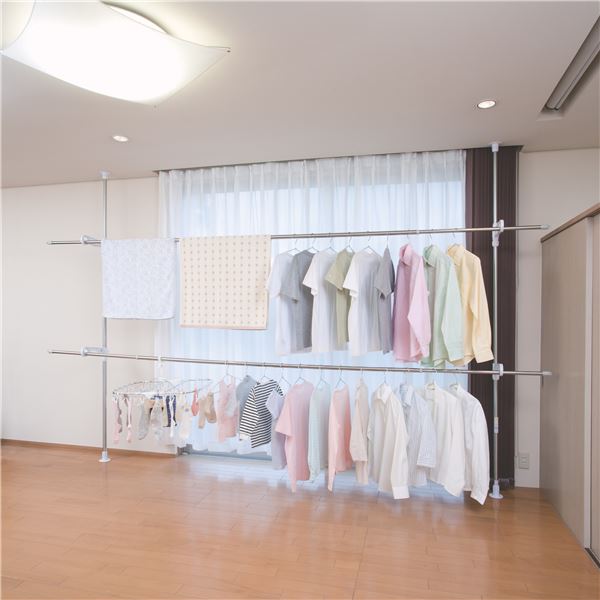 つっぱり式室内物干しスタンド/洗濯物干し スタンド単品 (2段式) 向き・高さ調整可 フック付き