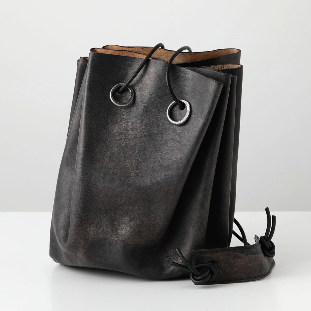 TAGLIOVIVO タリオヴィヴォ ショルダーバッグ CASPER メンズ クロスボディ レザー アンティークメタル H.D.HORSE/ABYSS