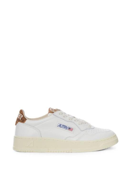AUTRY Women Sneakers AULW HJ02