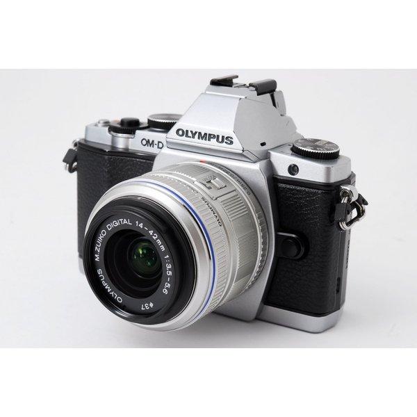 【中古】オリンパス OLYMPUS OM-D E-M5 シルバー レンズセット 美品 SDカードフラッシュ