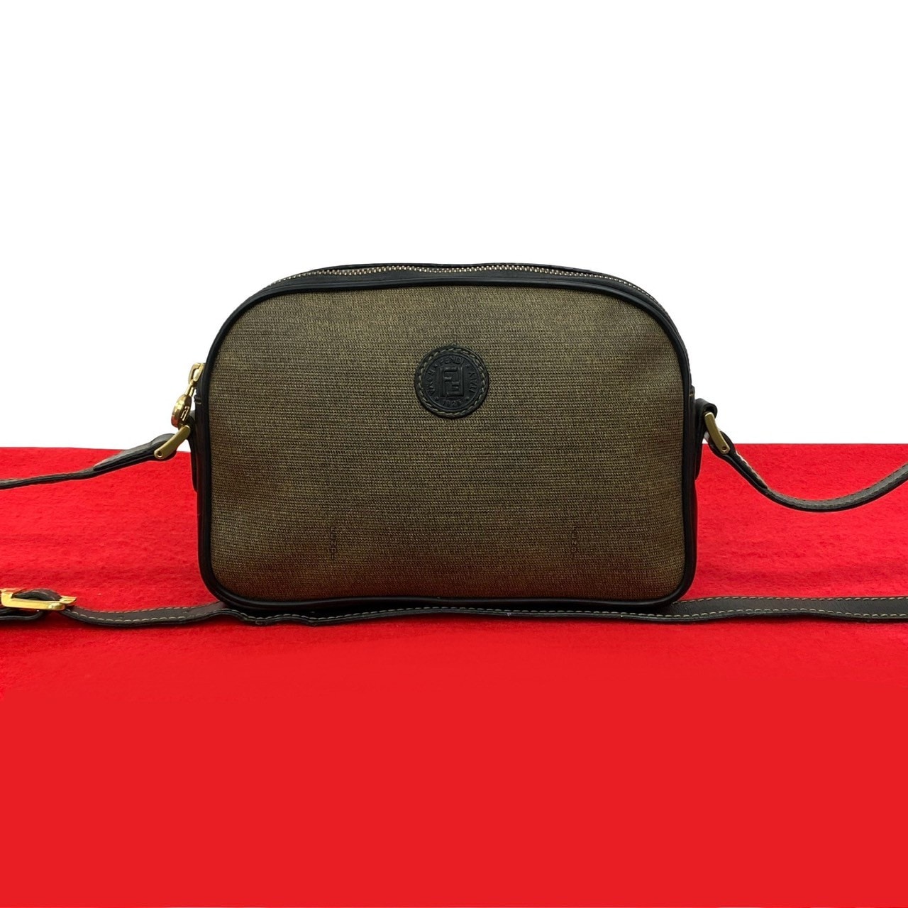 ヴィンテージ FF ロゴ モチーフショルダーバッグ レザー PVC ブラウン 54365