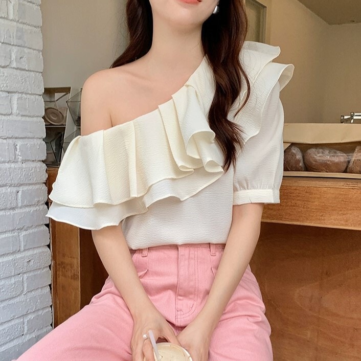 トップス カットソー 袖あり 半袖 ワンショルダー アシンメトリー シフォン フリル ふわふわ 透け感 薄手 かわいい 大人可愛い きれいめ カジュアル 大人 上品 おしゃれ お洒落 大人可愛い