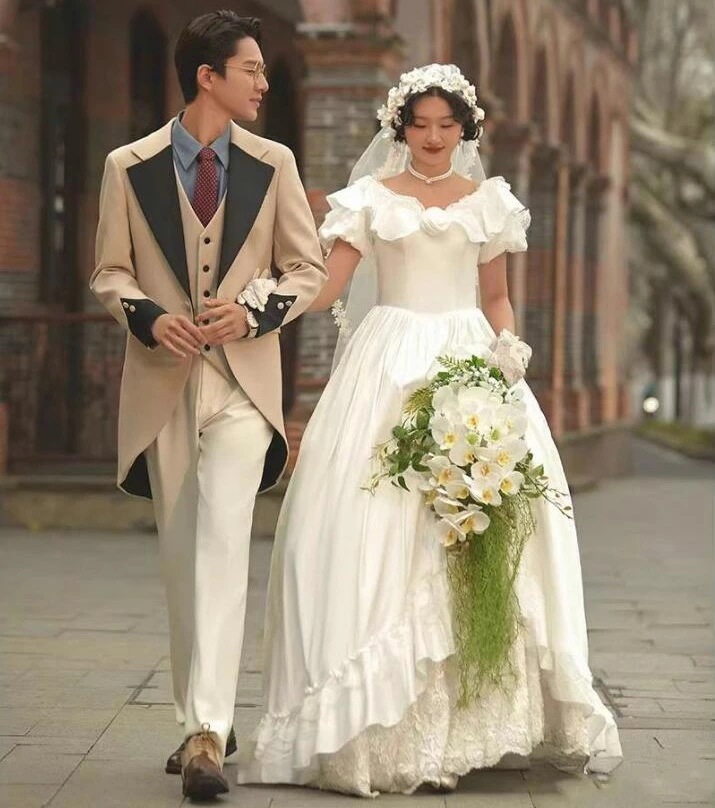 再販未定！ウェディングドレス 可愛い フォトウェディング撮影 結婚式ドレス パーティードレス 卒業式ドレス ロング ワンピース きれいめ 花嫁ドレス 前撮りドレス 後撮り 高級感 お姫様 成人式ドレス