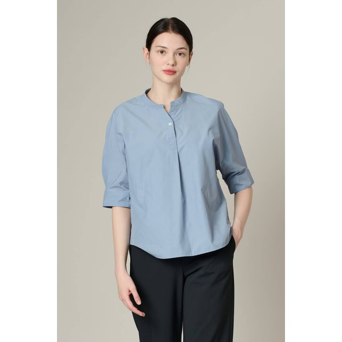 [韓国オフィスコーデ きれいめ] ラウンドネック ドルマンスリーブシャツ