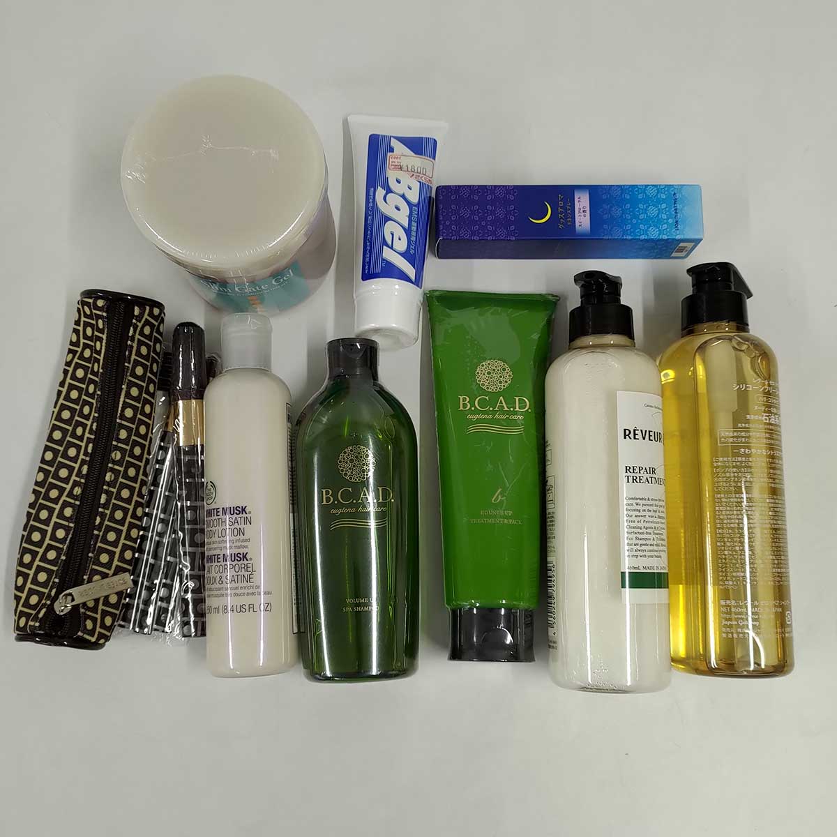 【中古・未使用品】スリムゲートジェル 500g 他 シャンプー トリートメント ボディローション 4,750円