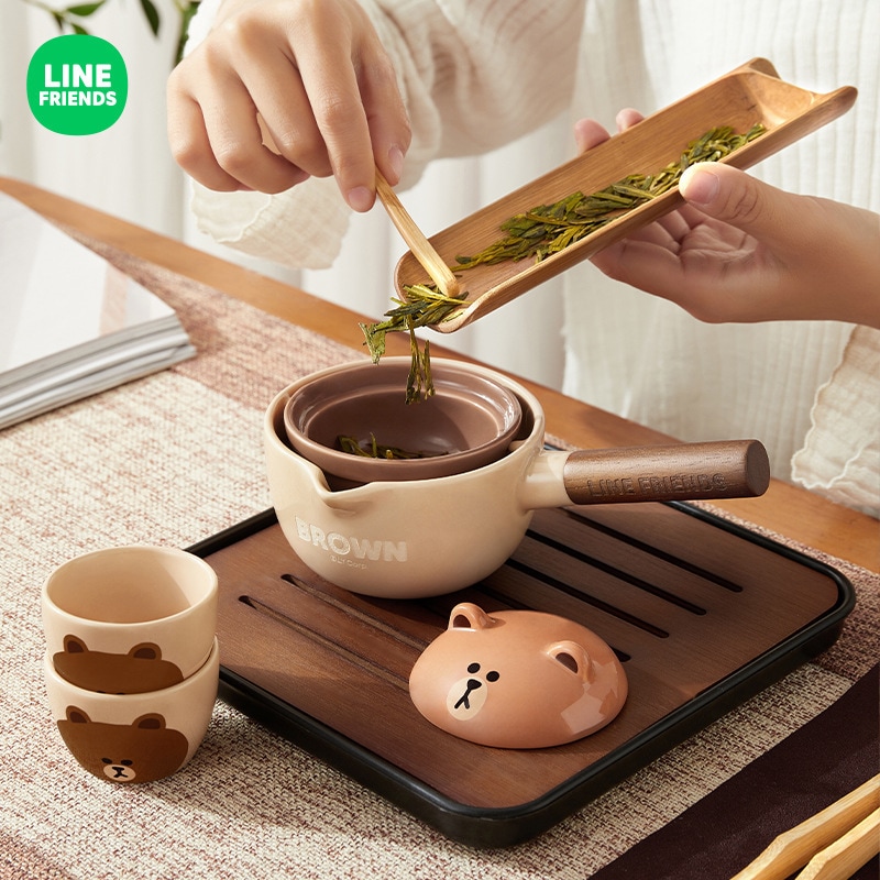line friendsブラウンベアティーセット 高級陶器ティーセット ティートレイ付き 家庭用ティーカップ お土産 カンフーティーセット