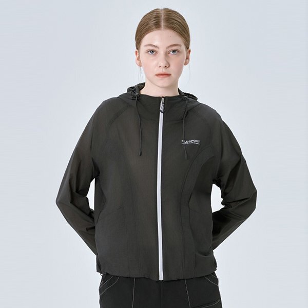 FILA 軽量リップストップフードジャケット