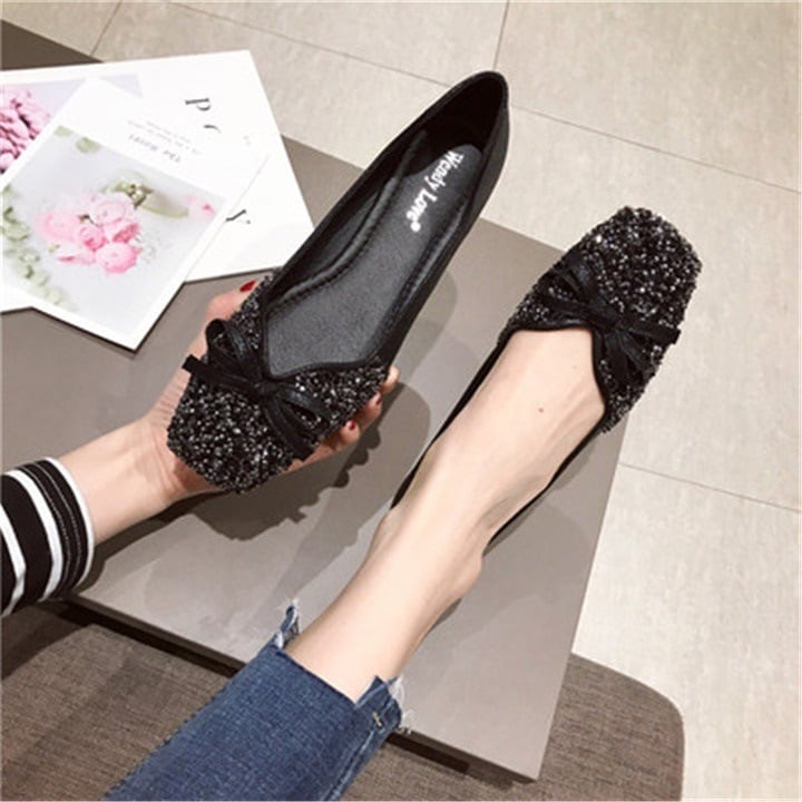 【急速出荷!】複数枚持っていて損はない 新作 ファッション 女性 シューズ スパンコール スクエアトゥ ファッション フラット 韓国 百掛け シングルシューズ 5,165円