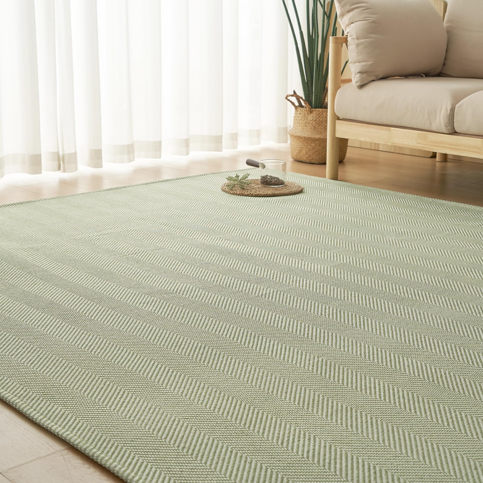 OIGAE ラグ カーペット 春 夏 130x190cm 1.5畳 ラグマット ヘリンボン柄 北欧 じゅうたん 無地調 幾何学模様 床保護 防音 リビング 滑り止め オールシーズン適用 安心素材 リー 5,063円