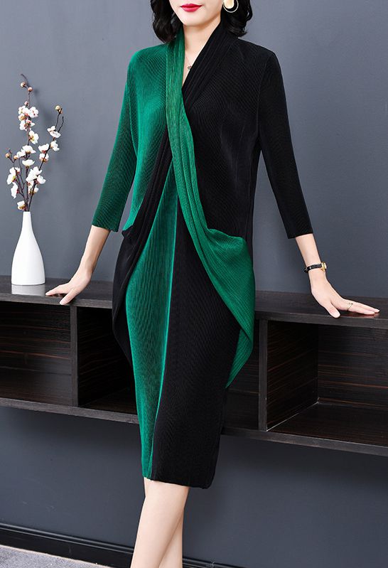 スタイリッシュ ツートン パーティーコーデ 学校行事 パーティー ステージ パーティースタイル モダン 7分袖 セレモニー ワンピース 2次会 結婚式 きれいめ 懇談会 クール 膝下丈 ママ