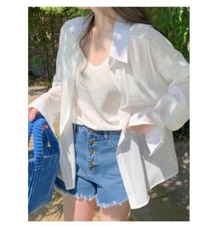 ホワイトシャツ女性夏夏の薄いデザインセンスニッチルーズアウターエア - コンディショニングカバー-ジャケット