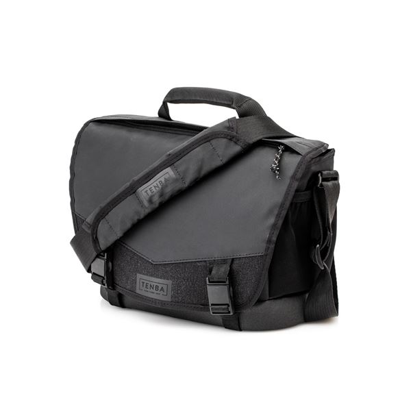 TENBA DNA9 スリムメッセンジャー ブラック 10インチタブレット収納可 V638-570 17,398円