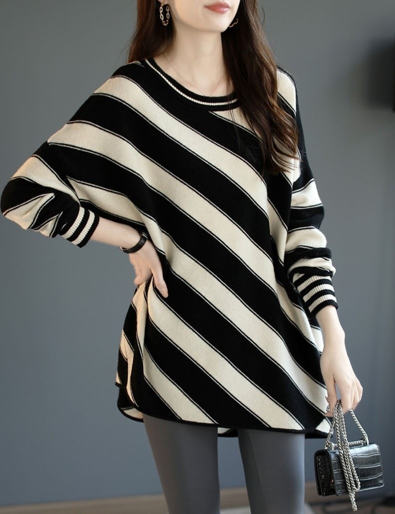 トップス ニットソー セーター 長袖 クルーネック 長袖ニット チュニック 斜めボーダー プルオーバー ドルマン シンプル 大人 上品 おしゃれ 個性的 ボーダー 春 秋 冬 レディース