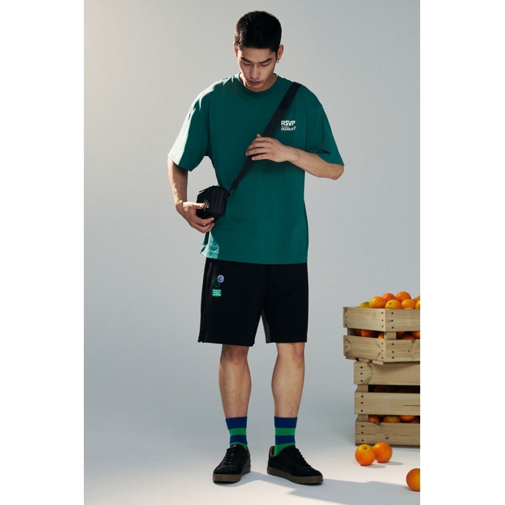 H&M ルーズフィットジャージーショーツブラック 6,263円