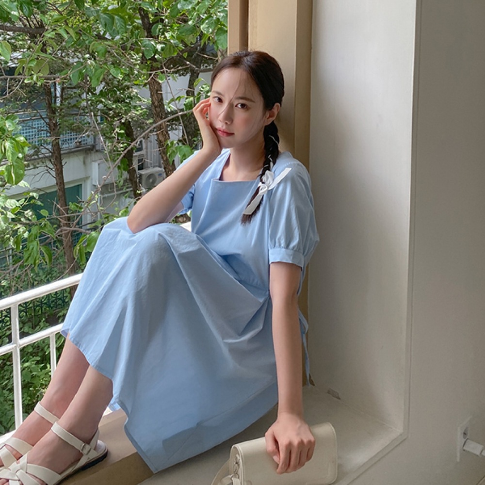 【JSTYLEのイーブレット】イーブレットメラモスクエアプリーツワンピースJSTYLE