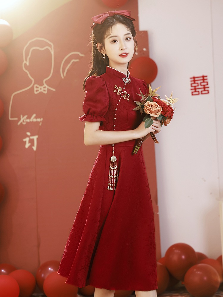 チャイナ ウェア 花嫁婚約ドレス バーガンディ スモール ドレス スカート 女性 ホーム カジュアル ウェア 2024年