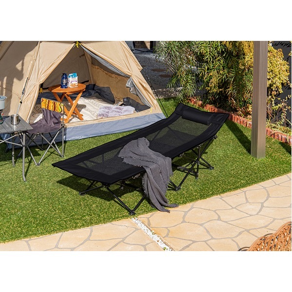 アウトドアベッド/折りたたみベッド ブラック 約幅68cm 持ち運び簡単 組立不要 屋外 キャンプ イベント レジャー