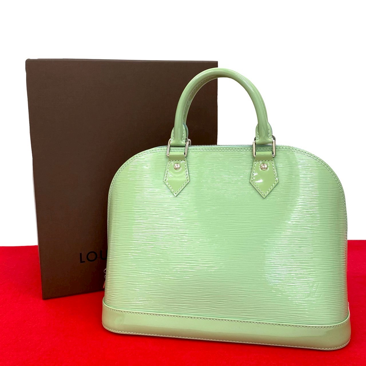 アルマ PM エピハンドバッグ パテントレザー グリーン a32-7