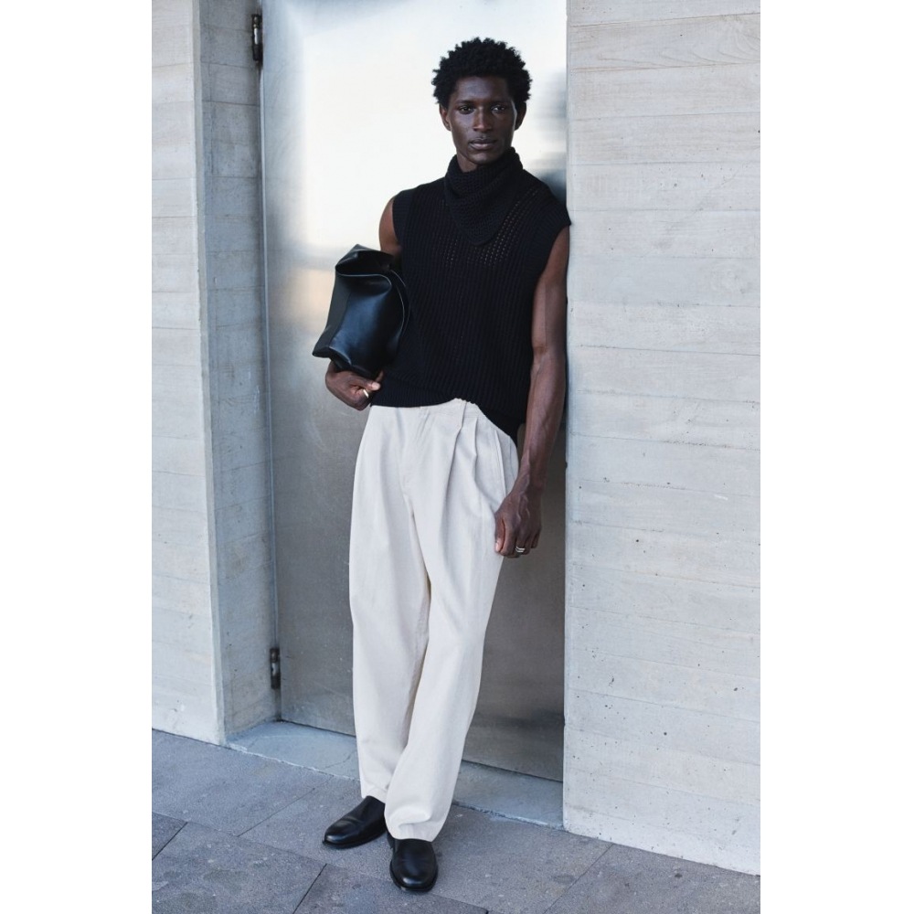 H&M デニムパンツ リラックスフィット ライトベージュ