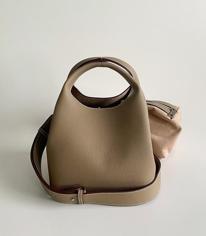 トップハンドルクロスバッグトーゴレザーバッグ 6,224円