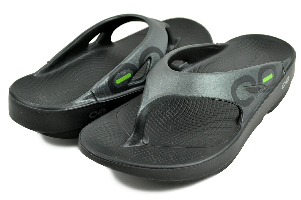 ウーオリジナル スポーツ ユニセックス グラファイト リカバリーシューズ サンダル 厚底 クッション 疲労回復 フリップフロップ トング 2000040047182