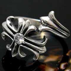 メール便なら送料無料！ r0452 シルバーリング シルバーアクセサリー 指に巻いた十字架一粒の光に