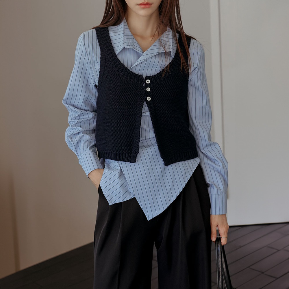 モネッドボタンニットビスティエ 5,800円