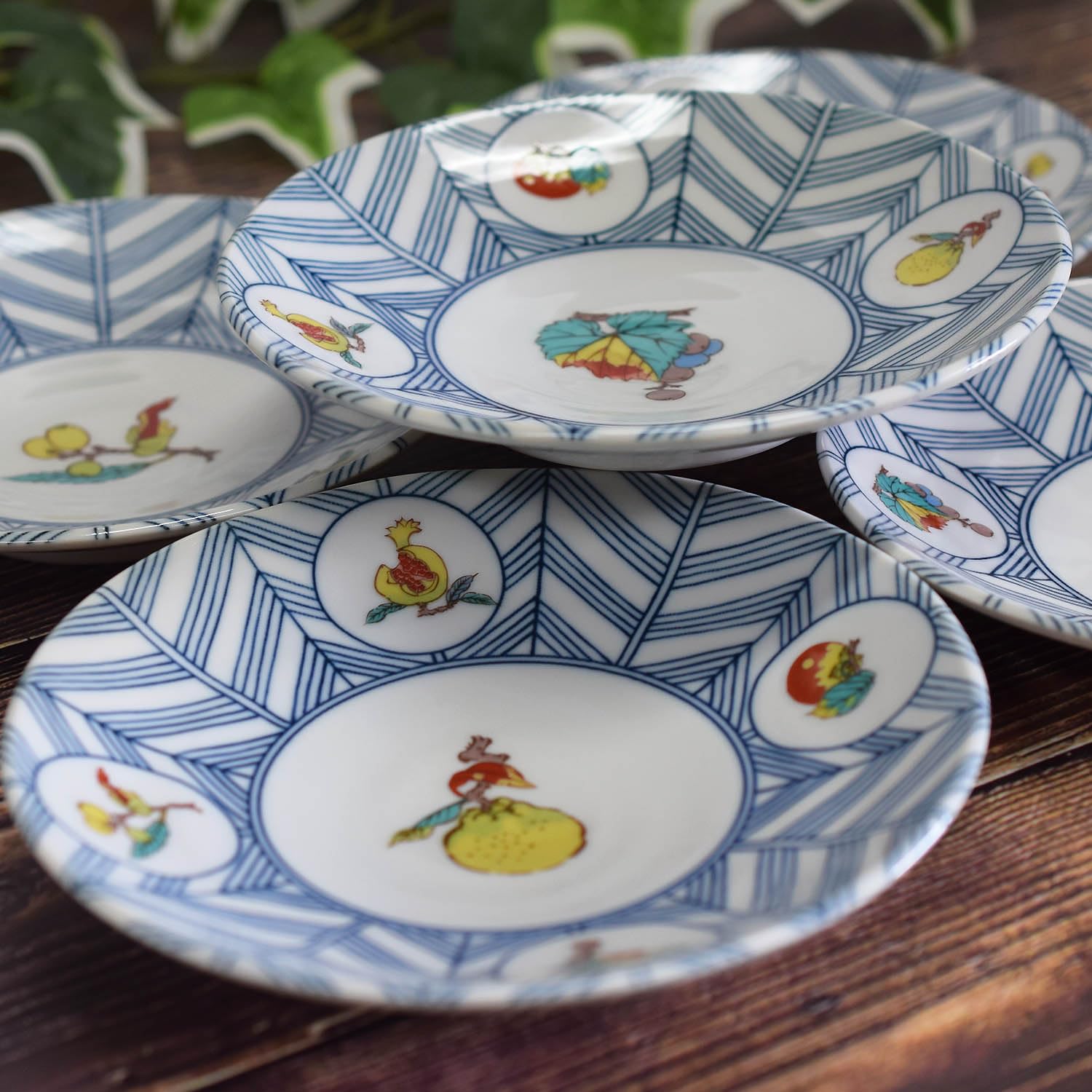 和座の蔵 お皿 セット おしゃれ 食器 九谷焼 中皿 5枚セット 果実文 陶器 高級 ブランド 和食器 取り皿 日本製 結婚祝い プレゼント ギフト