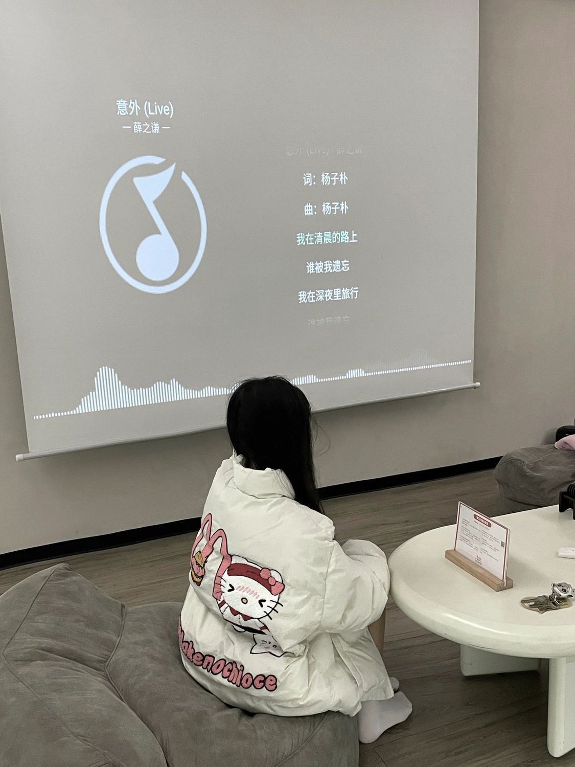 怠惰な風 甘い かわいい ハローキティ プリント 冬 ダウンコート カジュアル ゆったり 百掛け 暖かくし レディース 中綿ジャケット