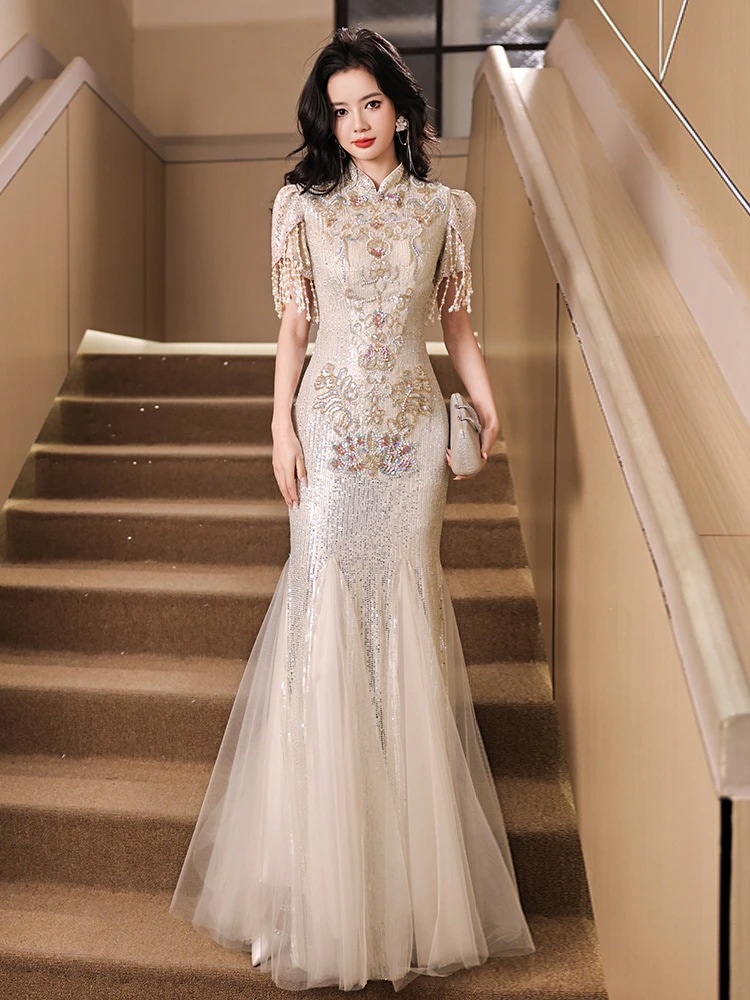 見事なスパンコールとハイエンドのホスティング ウェアとエンゲージメント フラッシュを備えた風チャイナ ドレス ドレス