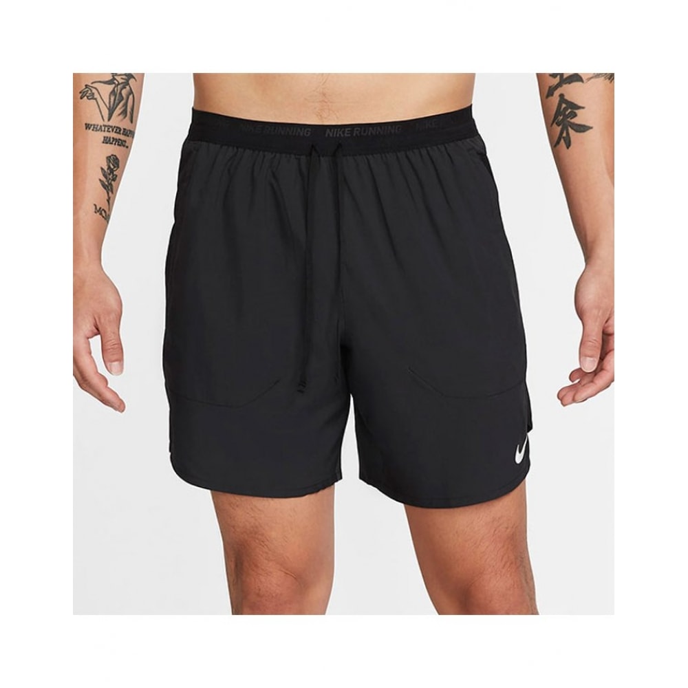 ナイキショーツドライフィットストライド 7インチランニングショーツ DM4762-010 S2305
