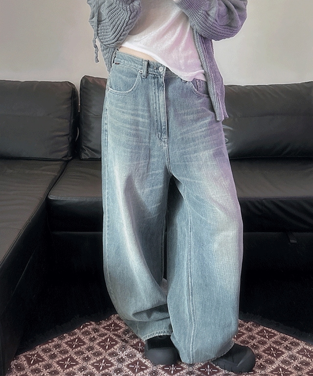 ダイヤ アッシュ ブルー ワイドジーンズ