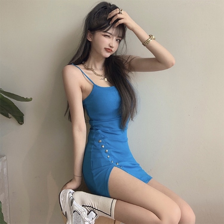 セクシーな純欲包尻開叉サスペンダースカート女性夏青い小柄なガードルが痩せている斜めボタンギャルワンピース