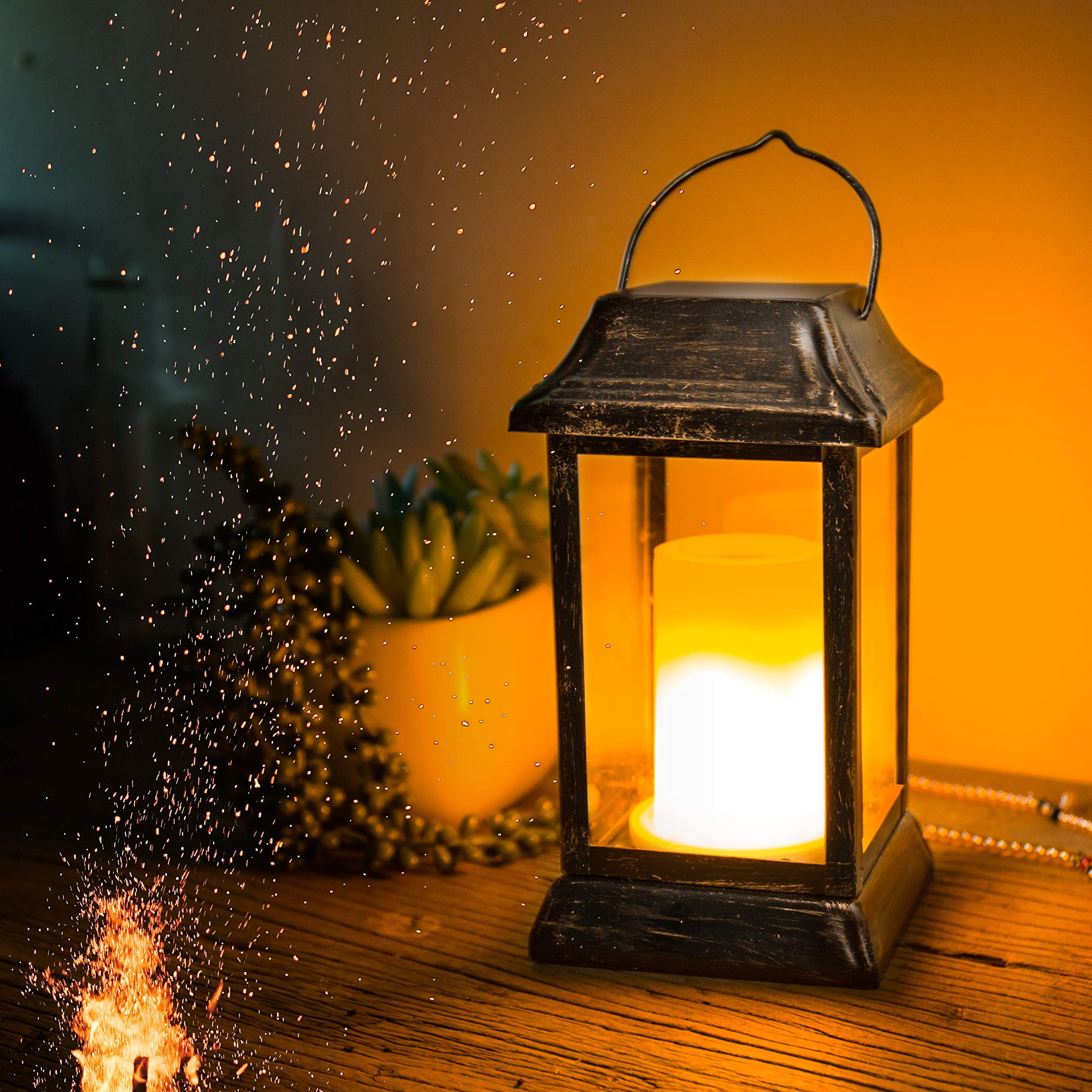 ソーラーランタン メタル ゆられる 火炎 ソーラーライト 防水 屋外 吊りLEDソーラーランタン 景観照明 パティオ 庭用 夜明け 自動オン/オフ 2個セット (宫廷灯-2pack 铜色)…