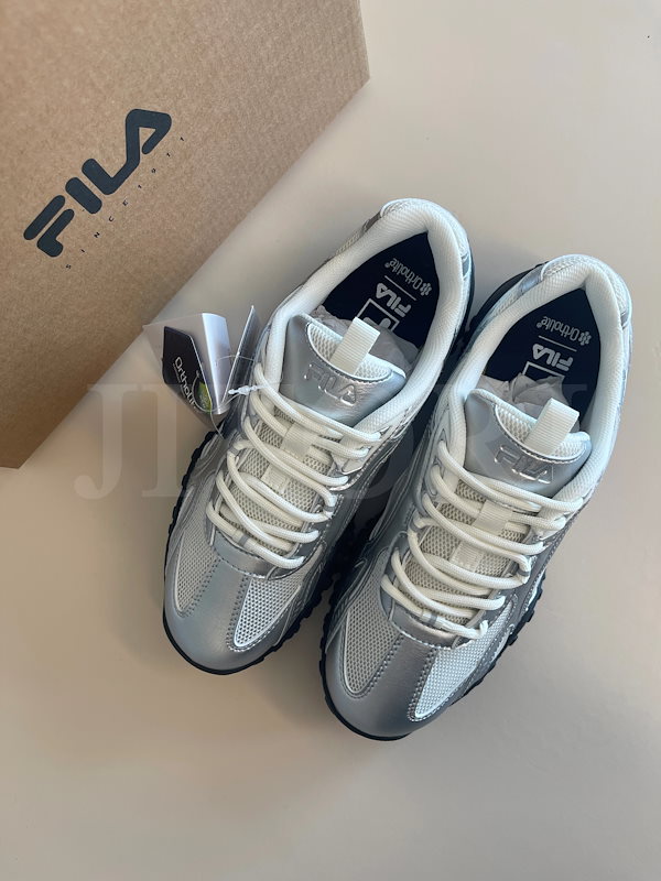 ◆FILA◆Fila Echappe MS 男女兼用 ハンソヒ着 韓国発 23~29㎝ ◇FILA◇Fila Echappe MS 男女兼用 ハンソヒ着 韓国発 23~29