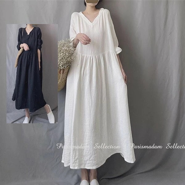 お買い得マキシ丈ワンピース　ロングワンピース　V襟　ゆったりサイズ　長袖　ブラック　ホワイトお出かけ女子会20代30代40代50代60代