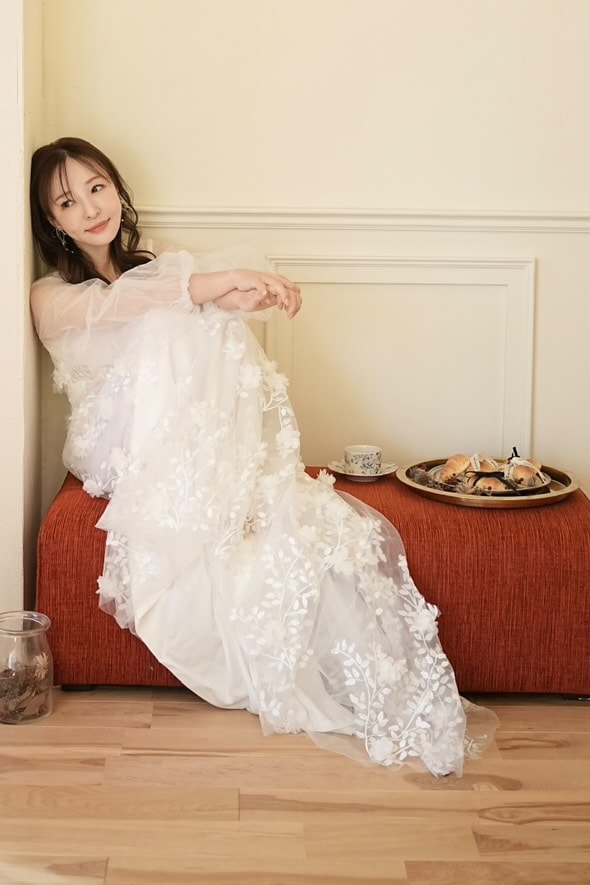 実例写真！華やか ウェディングドレス 3D立体レース刺繍 シースルー袖 ふわふわ 韓国風ドレス 前撮り