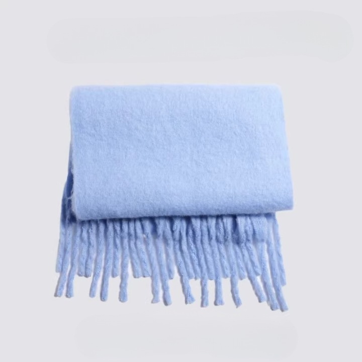 マフラー ファッション小物 小物 タッセル かわいい 大人可愛い きれいめ シンプル カジュアル 大人 上品 おしゃれ かっこいい レトロ 大人可愛い 大人女子 こなれ感 個性的 ラフ ルーズ 主役級