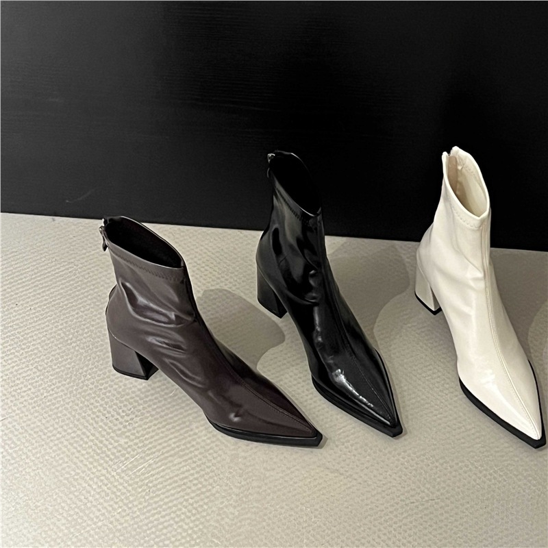 新製品2024秋と冬の尖った濃いかかと柔らかいスキニーブーツリアジッパーマーティンブーツ女性のショートブーツミドルヒール