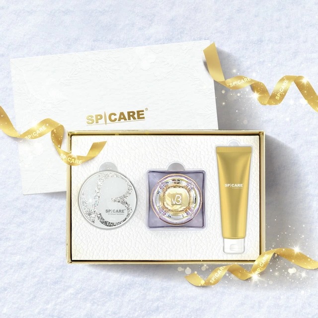 スピケア クリスマス コフレセット 2024 数量限定 正規品 送料無料 ルカドークリーム 30g/ V3ハンドアンドアームクリーム 50g / V3ブリリアントファンデーション 15g 限定商品 ギ