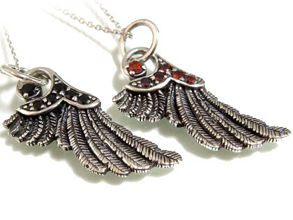 送料無料シルバーアクセサリー特別なアクセ！ペアCZフェザーシルバーペンダントst/プレゼント/ギフト 5,262円