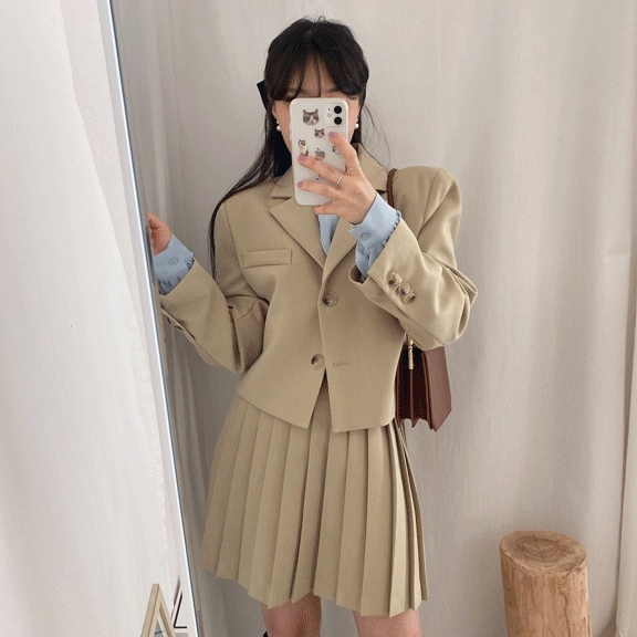 KAREN MILLEN 光沢無地 ショート丈 ボタン ジャケット カラー モーメント ツーボタン ミニショートジャケット