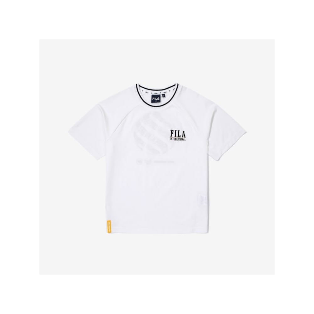 [FILA KIDS] サッカーボールビッグロゴグラフィック T シャツ (FK2RSG2202M_OWH) Q0ZFK2RSG2202MOWH