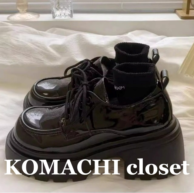 ラウンドトゥ厚底レースアップシューズ 黒 ブラック エナメル 韓国 オルチャン レディース レースアップシューズ おでこ靴 おじ靴 オックスフォードシューズ プラットフォーム ローファー ラウンドトゥ